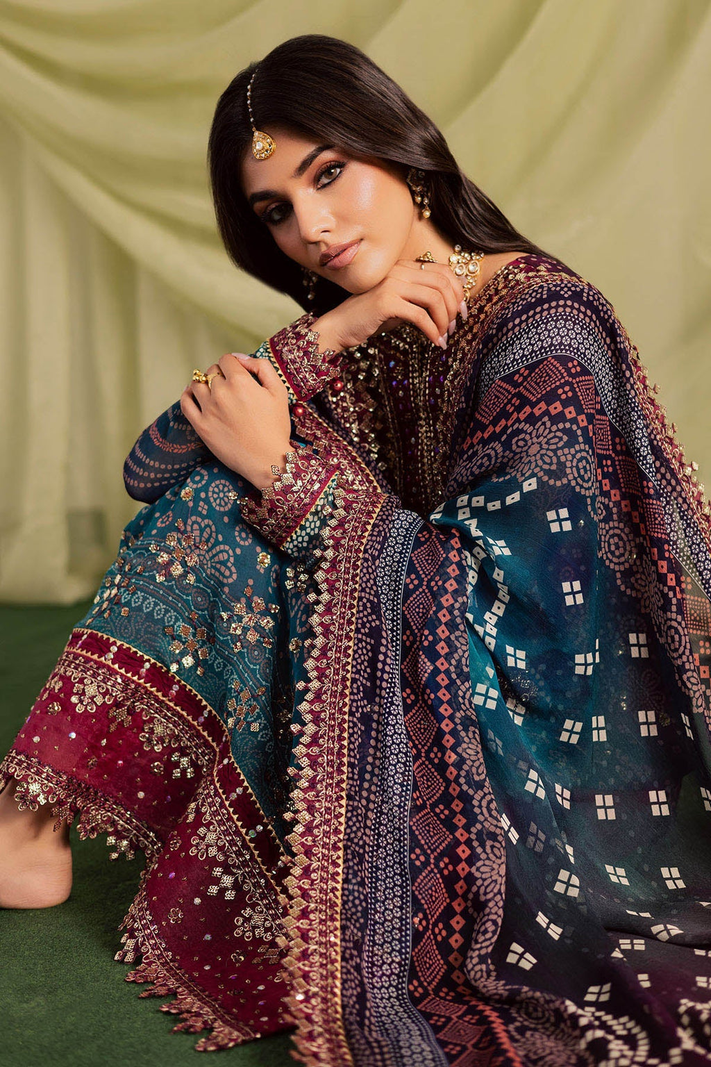 03-Piece Printed Lawn Suit With Embroidery - Ready To Wear