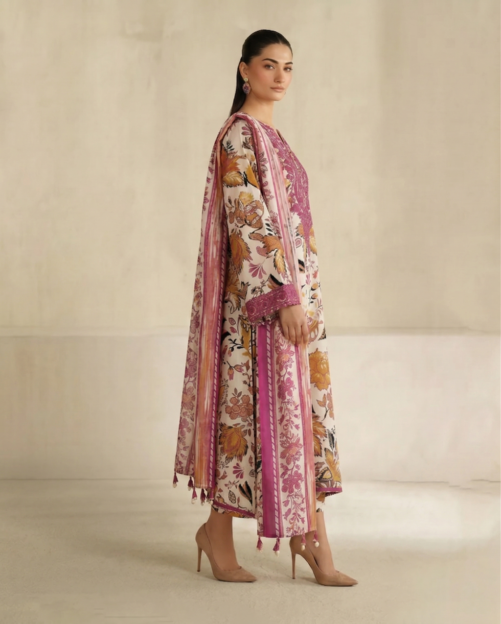 03-Piece Printed Lawn Suit - Ready To Wear