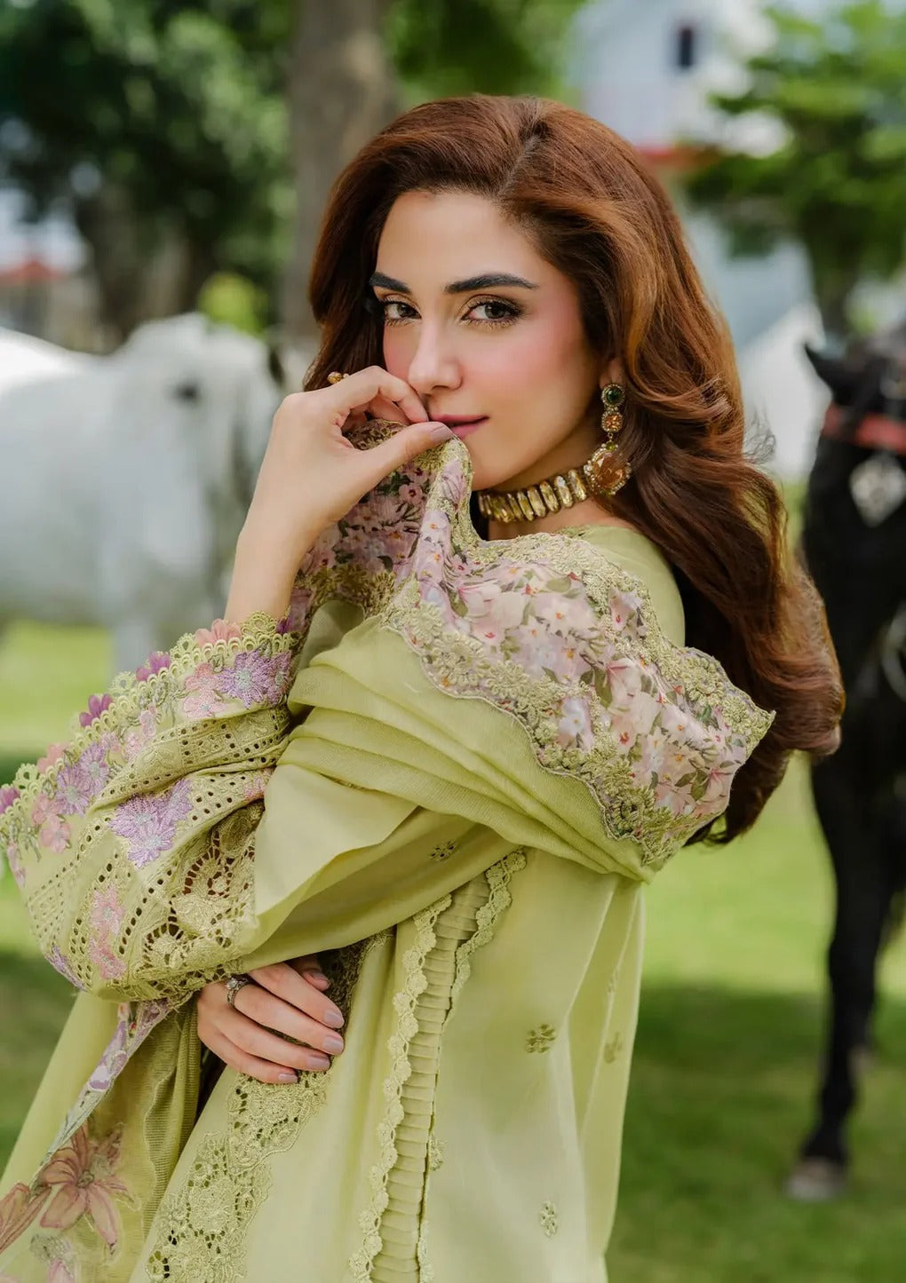 03-Piece Embroidered Chikankari Luxury Lawn Suit - Ready To Wear